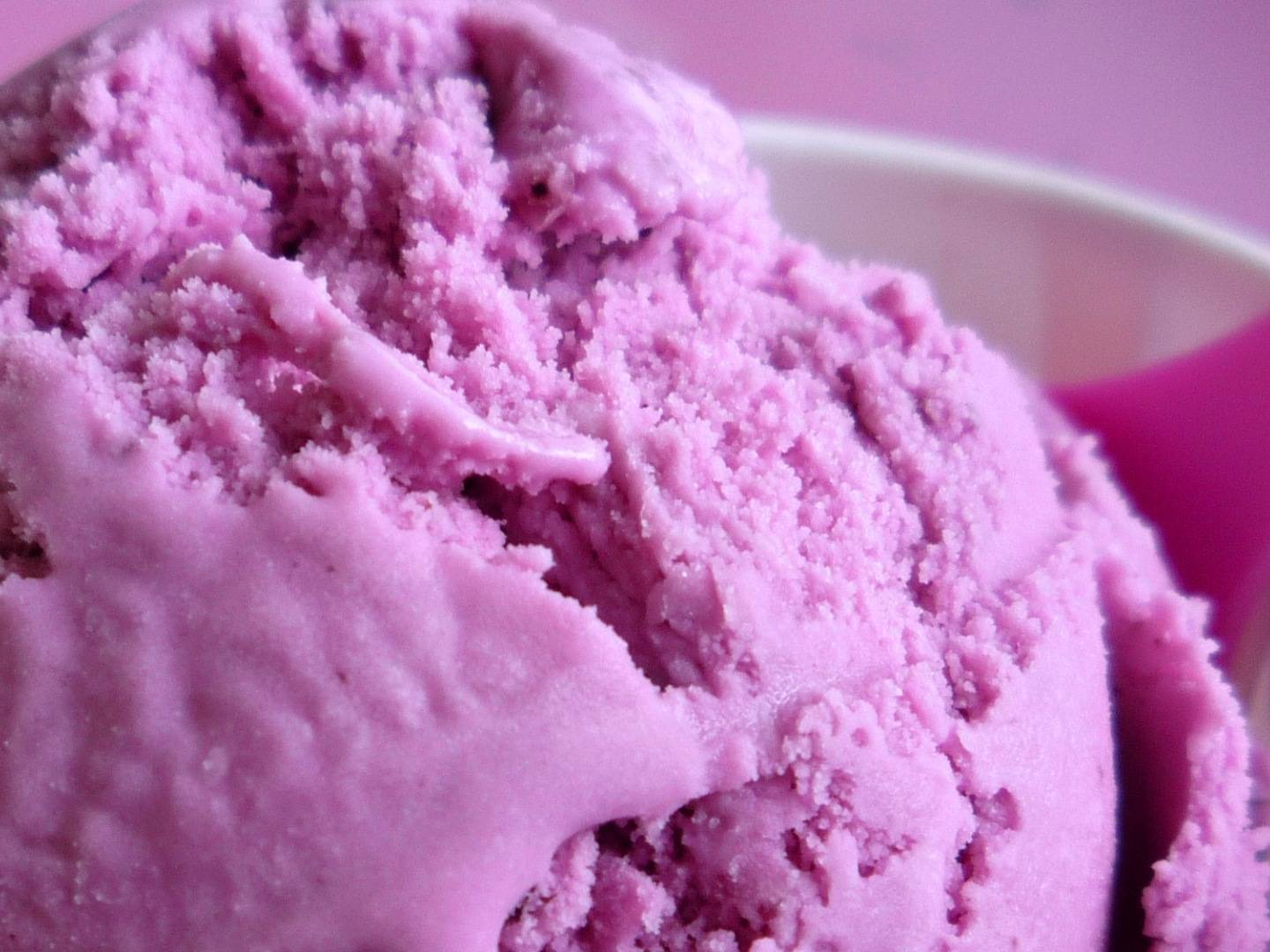 Poisonous pink ice cream featured in my anxiety dream